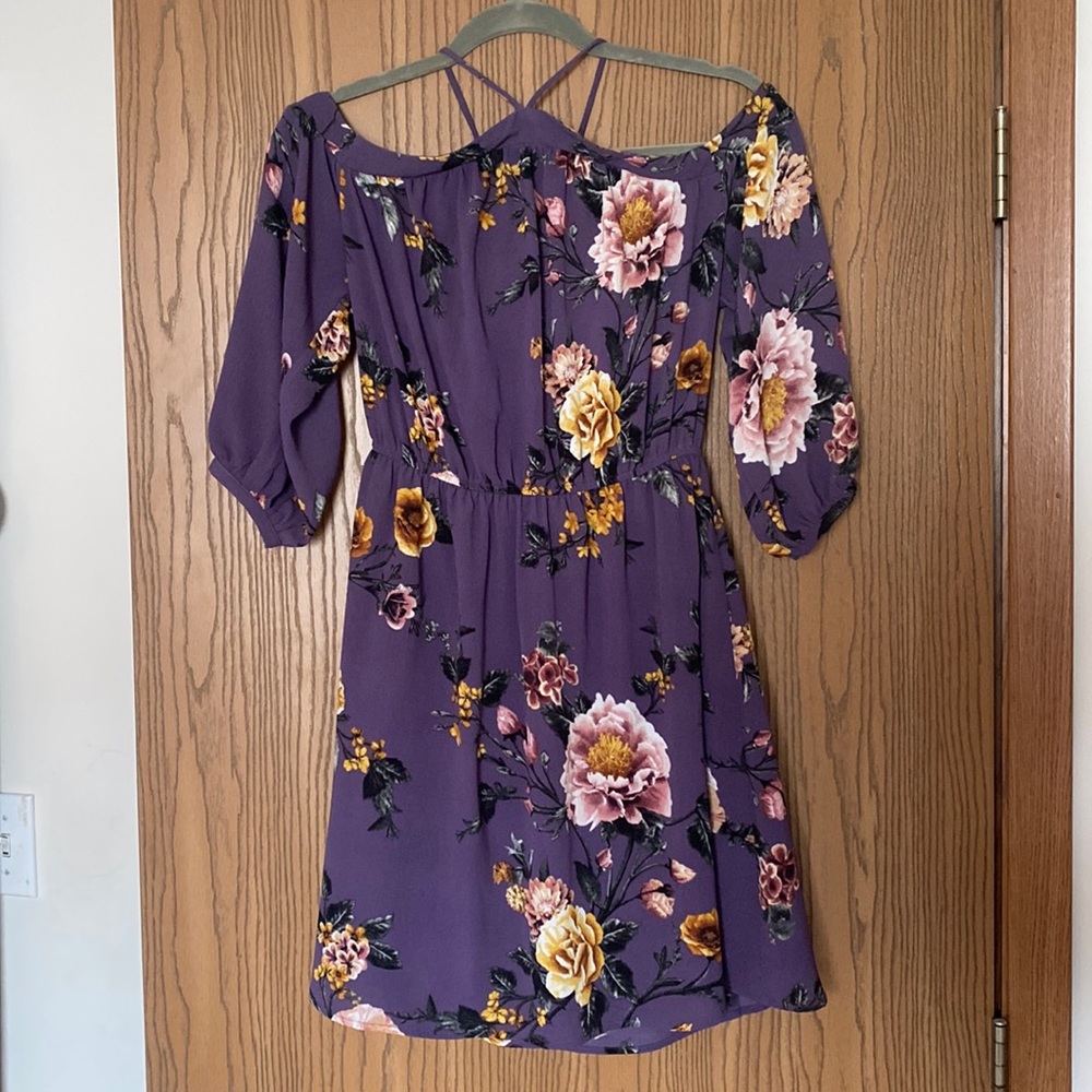 Francesca’s miami Brand Cold Shoulder Floral Print Dress, S